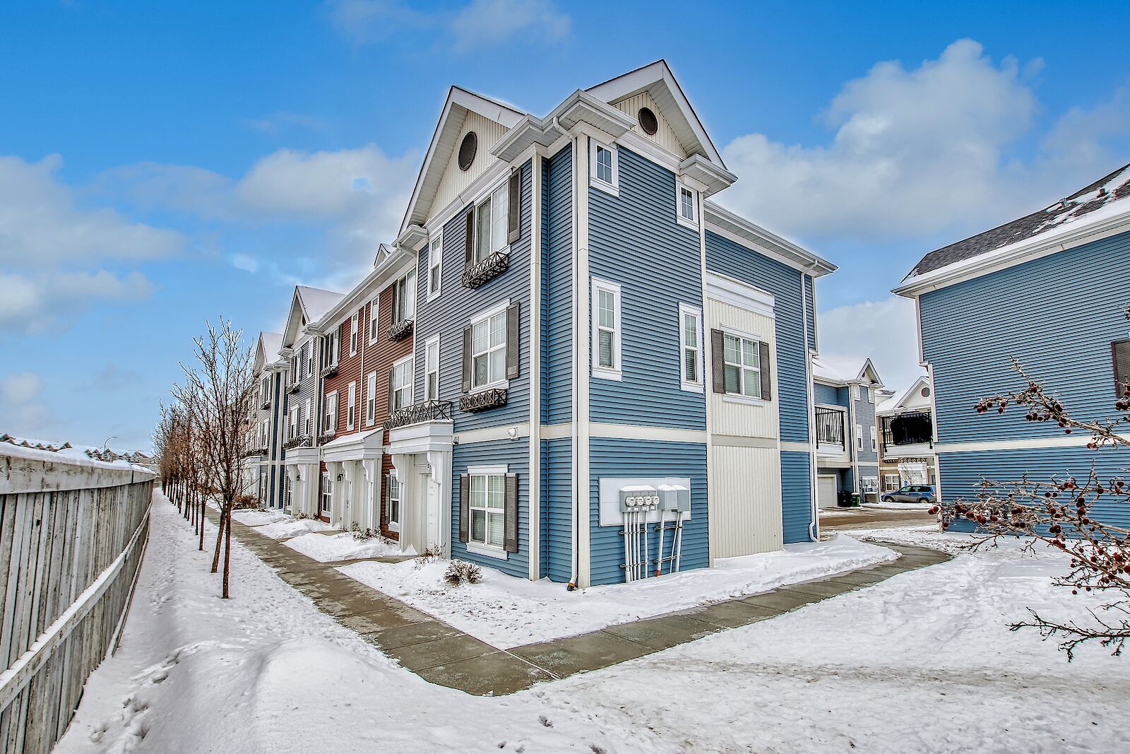 15, 8315 180ave